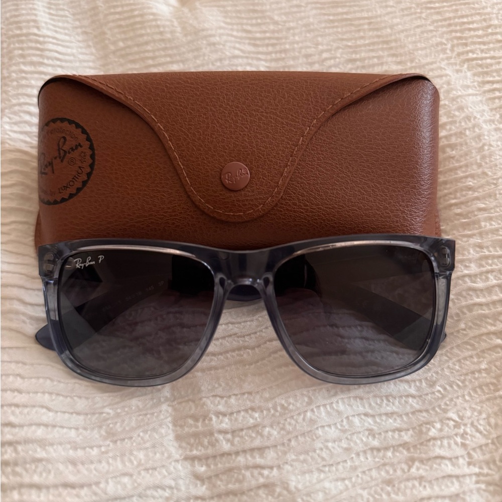 Ray-Ban Black Sunglasses with Tan Case